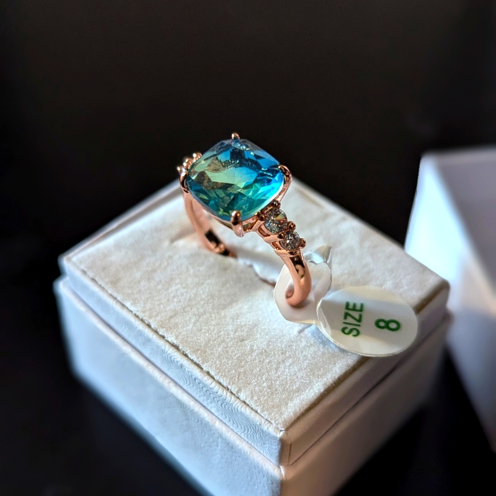 STUNNING Ring